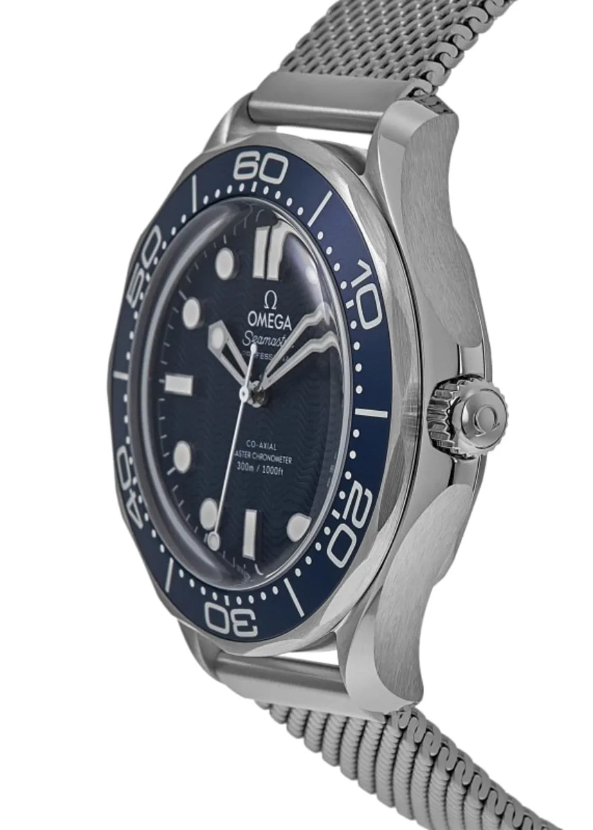 Seamaster Diver 300M James Bond 60th Anniversary Men's Watch 210.30.42.20.03.002 - Image 3