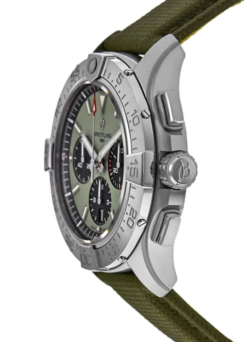 Avenger B01 Chronograph 44 Automatic Green Dial Leather Strap Men's Watch AB0147101L1X1 - Image 3