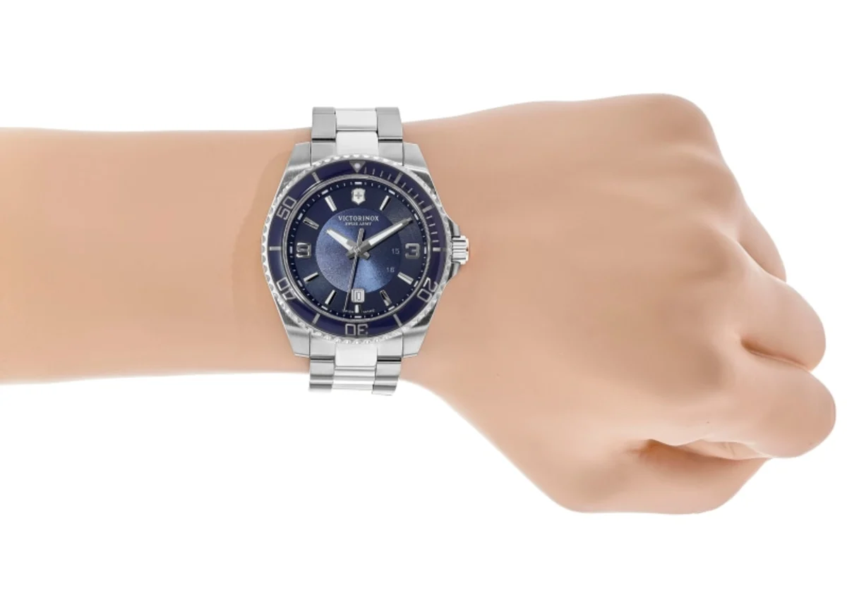 Maverick Large Quartz Navy Blue Dial Steel Men's Watch 241602 - Image 2