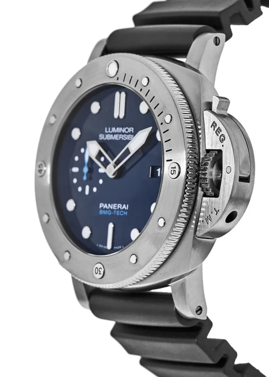 Submersible 47MM BMG-TECH Blue Dial Titanium Men's Watch PAM00692 - Image 3